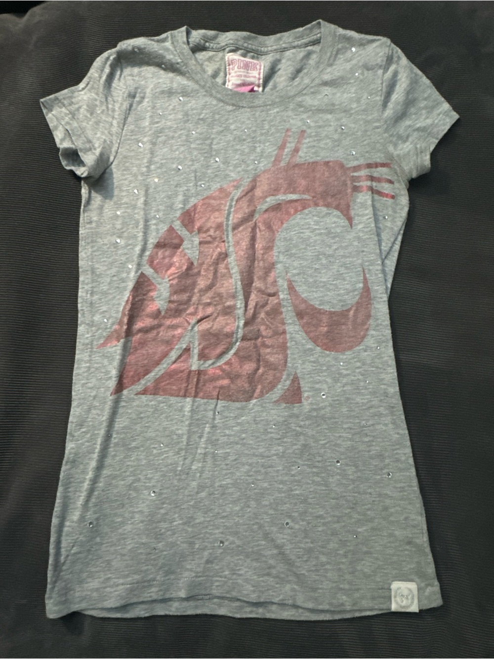 PINK Victoria's Secret Grey Short-Sleeve Tee with Maroon Cougar Graphic